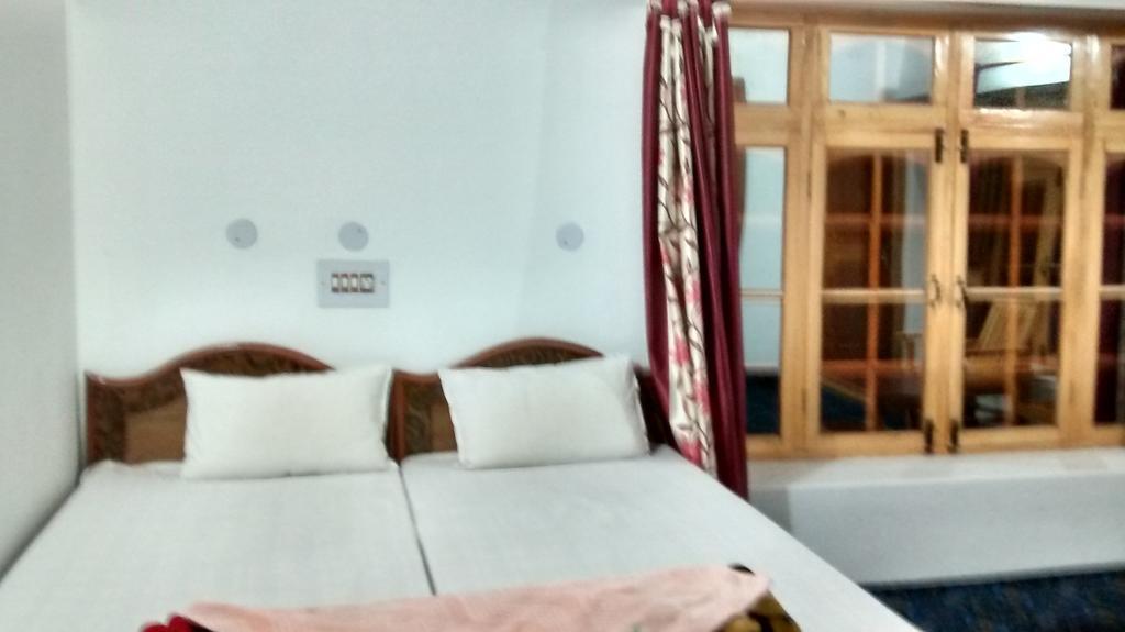 Ldumra Oasis Hotel Hundar Esterno foto